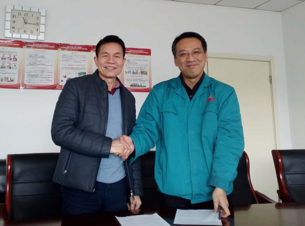 usdt网投娱乐重工锻造与重汽济南锻造中心签订2018年战略合作协议